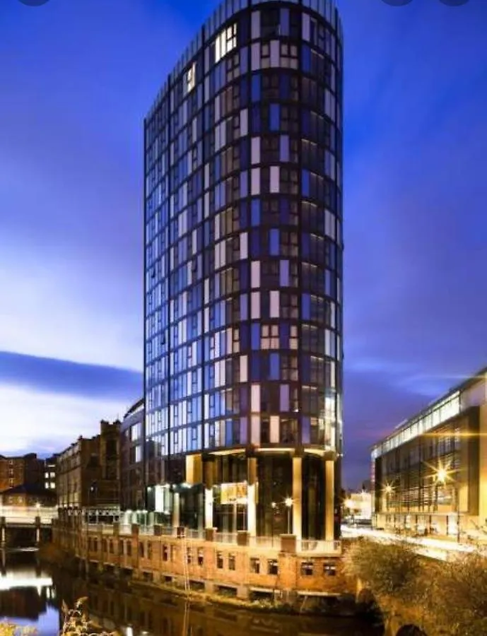 Spacious City Centre 2 Bedroom Apartment Sheffield